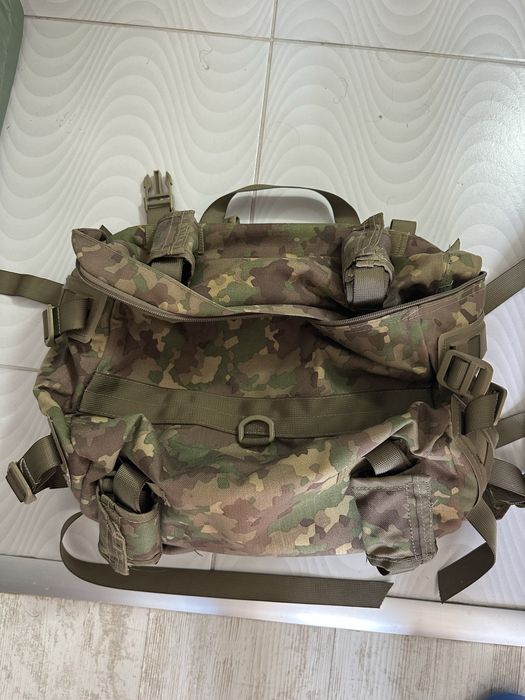 Rucsac militar cu pui