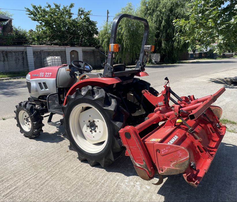 Tractor japonez Yanmar EG 227 4x4 freza de sol