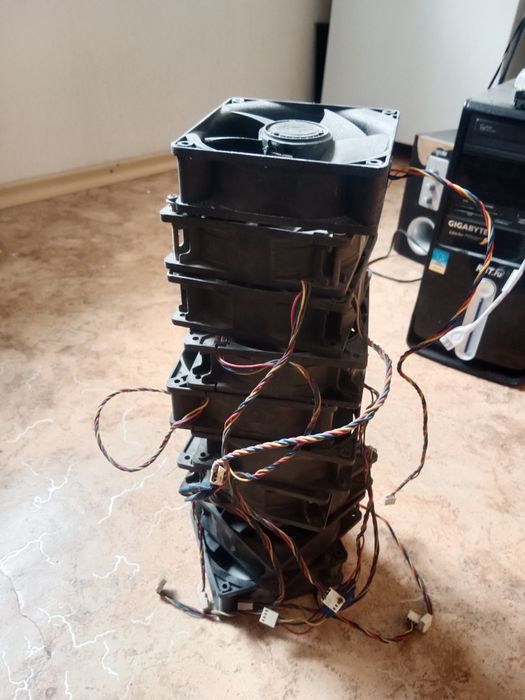 Продам кулер.куллер 120