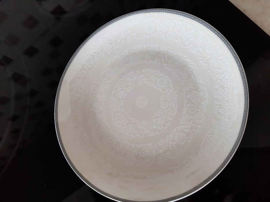 Сервис чайно-столовый 105 предметов