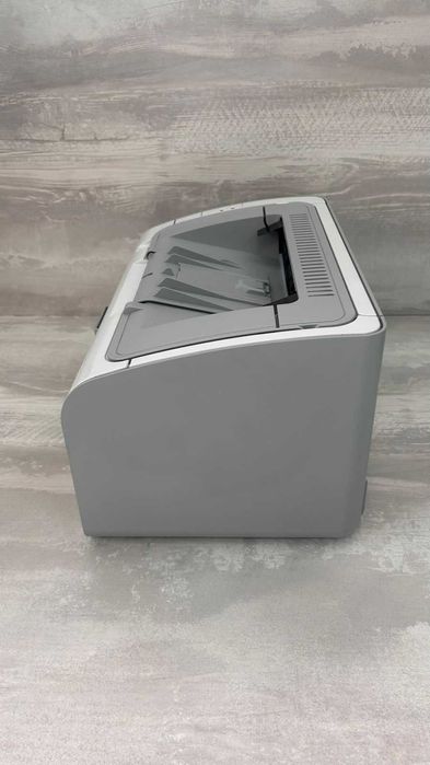 HP LaserJet P1102 — Лазерный принтер / Ч/Б / USB