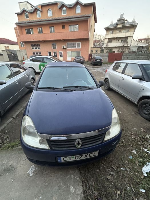 Inchiriez Renault Symbol 2011 GPL