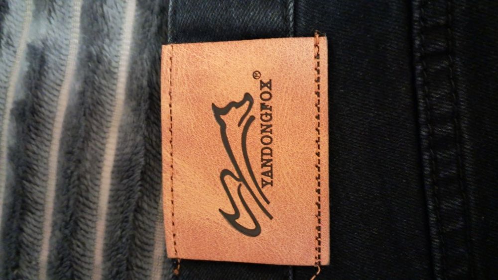 Джинсы 2 пары хорошего качества