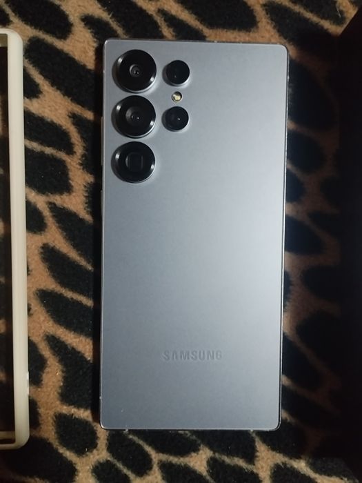 Продам телефон самсунг с25 ультра