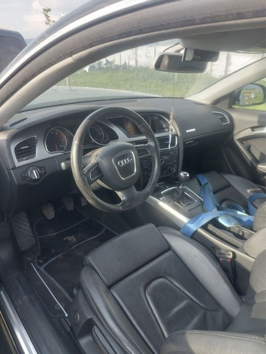 Dezmembrez Audi A5 motor 1.8 Tfsi CABD Xenon plansa de bord cutie