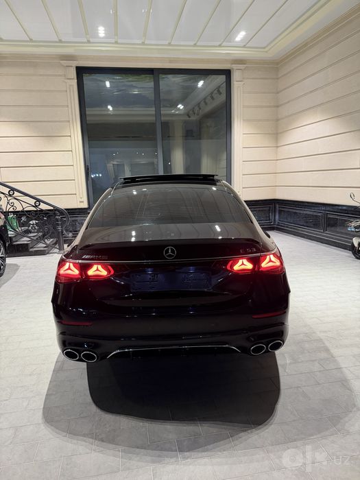 Mersedes-Benz E53 AMG 2025