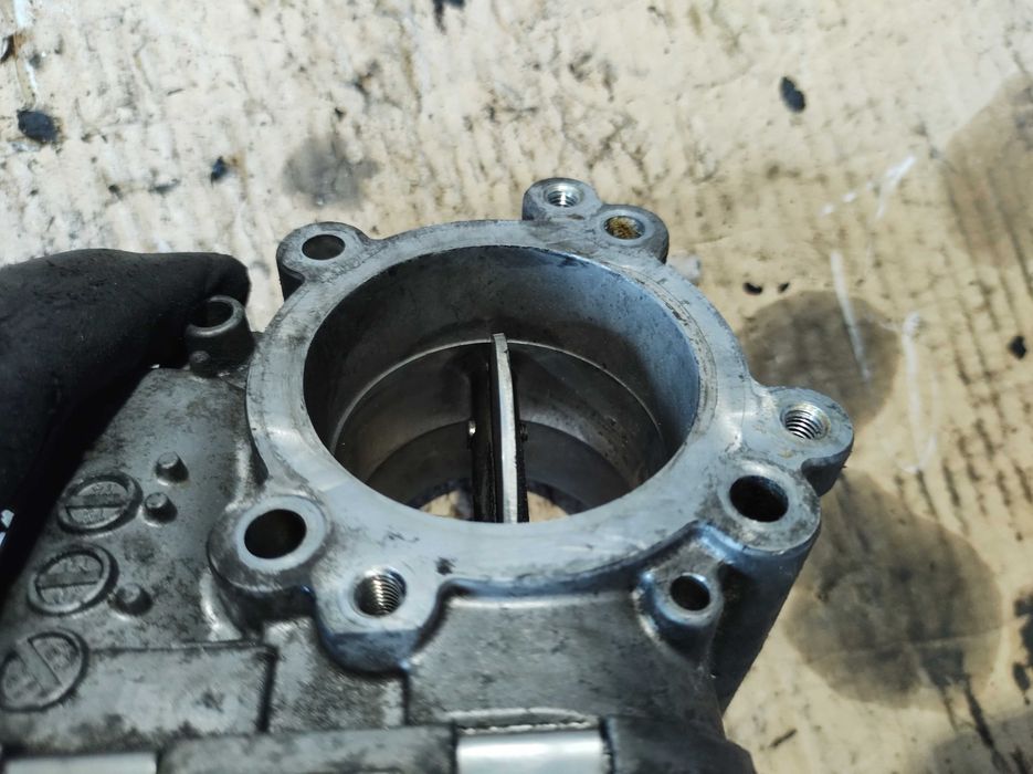 Дроселова клапа MERCEDES E class W211 V6 OE642 4matic Tmodel