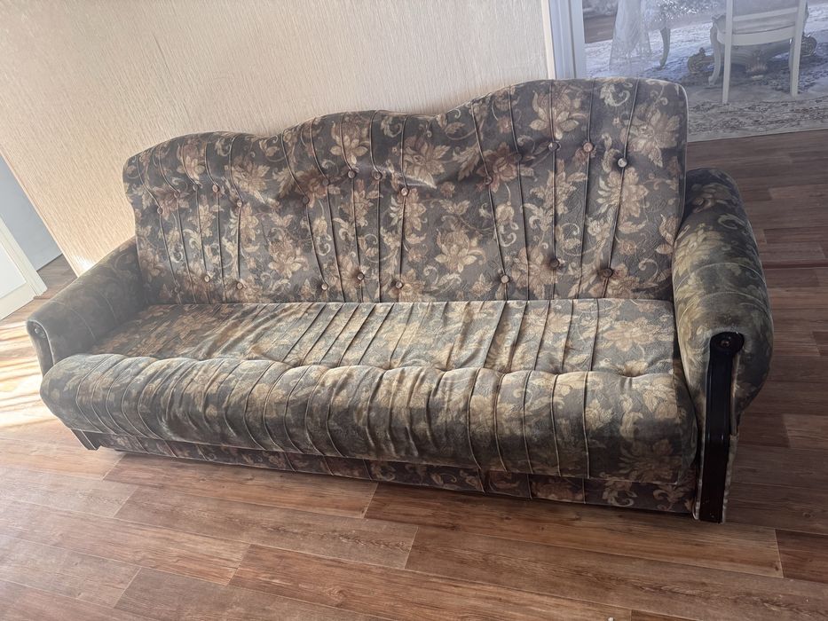 Продам диван и 2 кресла