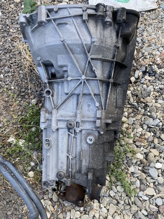 Cutie viteze manual bmw e90 e91 e92 e81 e87 118d 318d 143cp