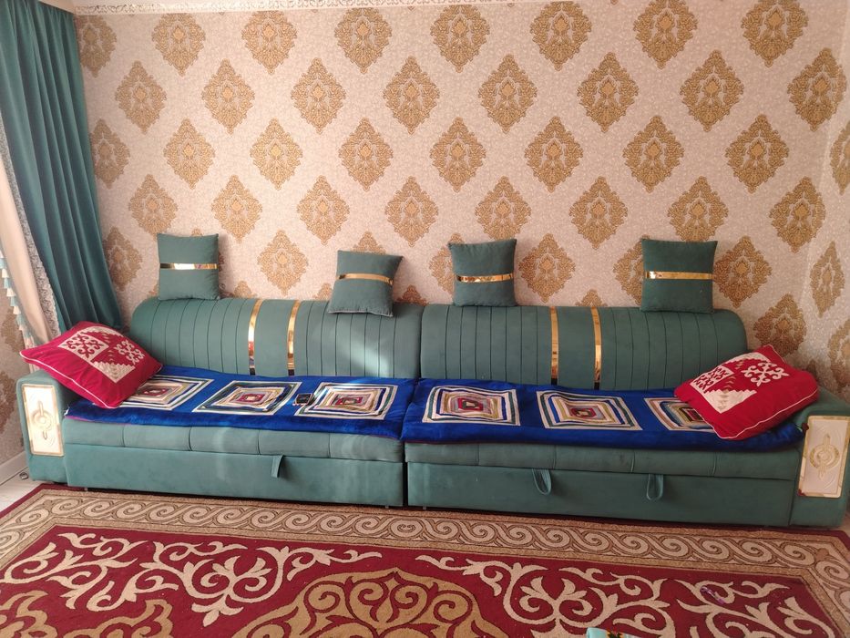 Диван в Сортировке