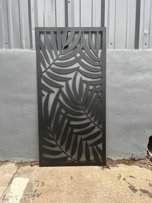 Лазерная  резка  металл