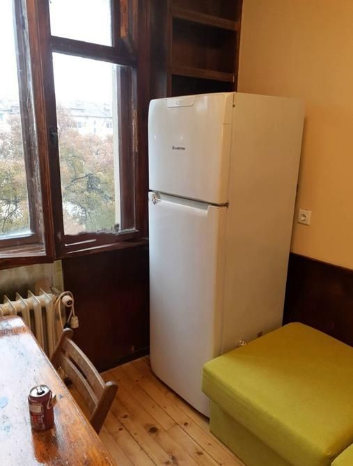 Дава се под наем Едностаен апартамент в София, Оборище - 37 кв.м за 562 € - Снимка #3