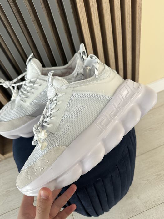 versace chain reaction albi marimea 42!!PRODUS NOU !!VERIFICARE COLET!!