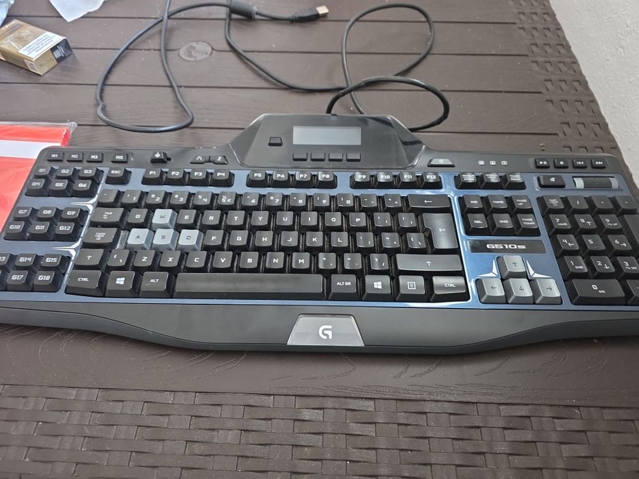 Tastatură gaming Logitech G510s – iluminare RGB, display LCD, taste macro G – stare foarte bună