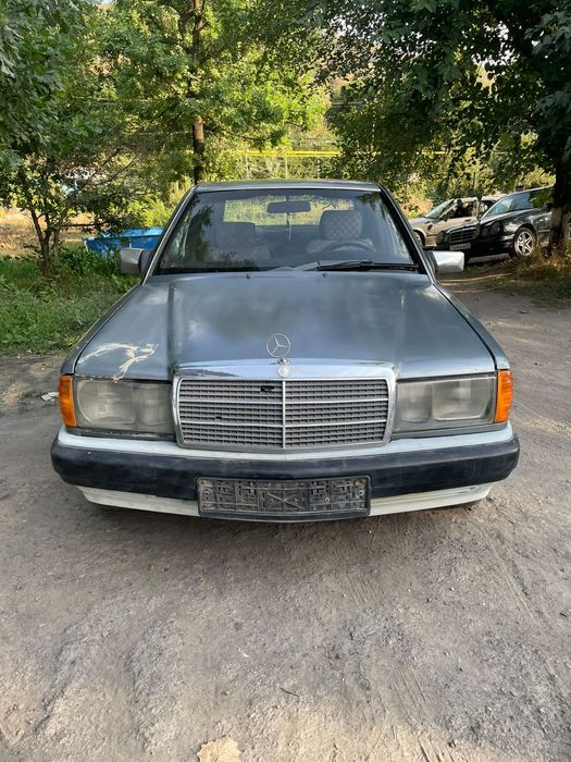 Продам мерс 190 срочно