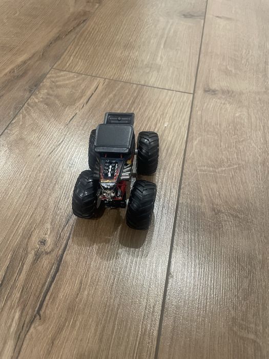 Hot wheels оригинал