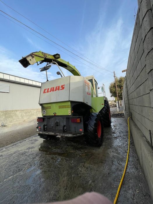 Yaguar 840 4x4 class