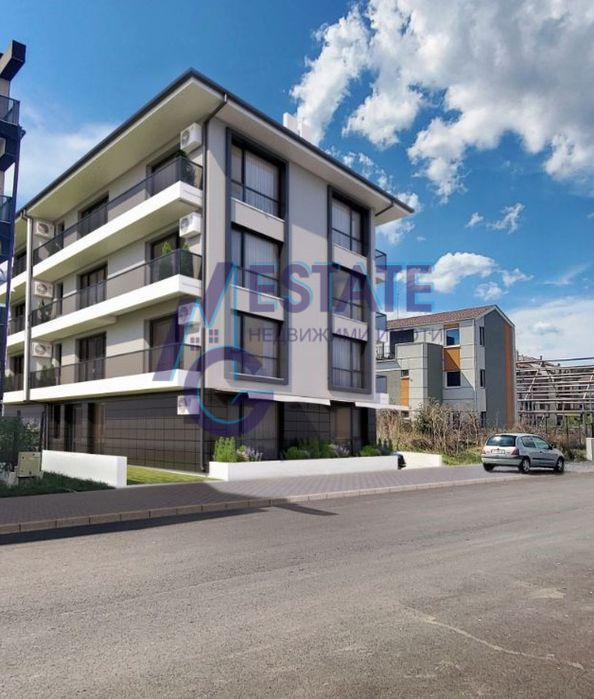 Продава се Двустаен апартамент в Приморско - 69 кв.м за 1051 €/кв.м - Снимка #2