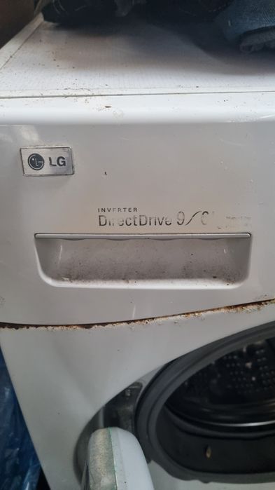 Masina de rufe LG defecta