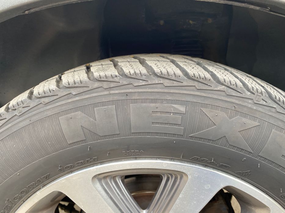 Продавам зимни гуми NEXEN WinGuard 225/60 r17