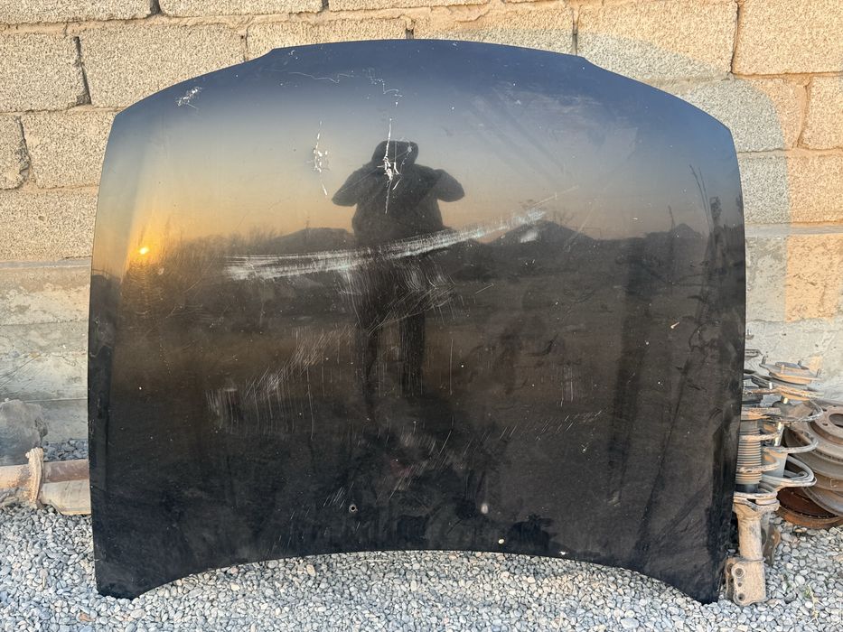 Мазда 626 кронс капот