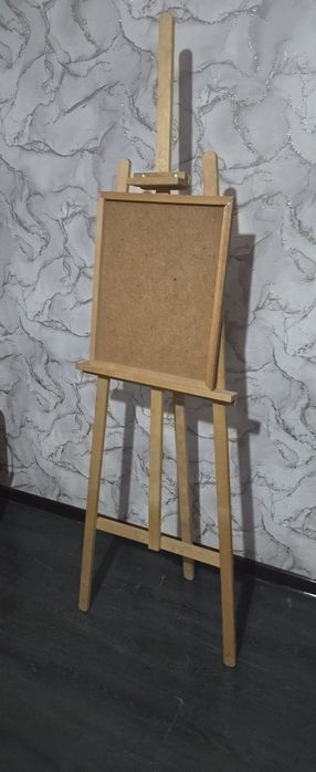 Профессиональный деревянный мольберт