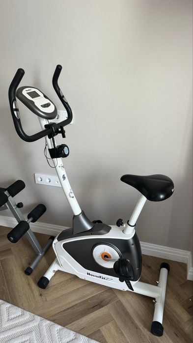 Велотренажер HouseFit