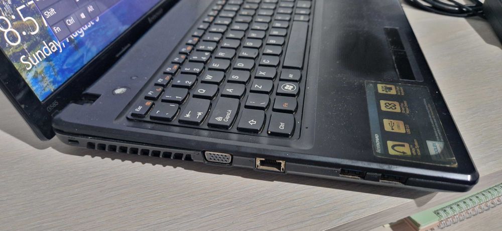 Laptop lenovo g585