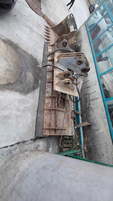Гребло за сняг за Волво