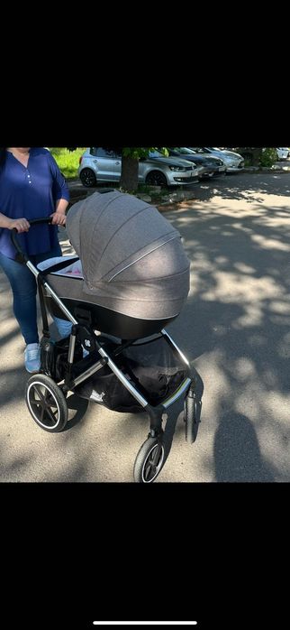 Продавам комбинирана детска количка Kikka Boo – отлично състояние