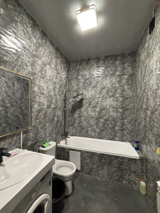 Уй сатылады жаңаталаптан