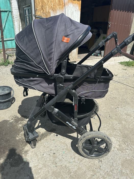 Продам коляску-автолюльку