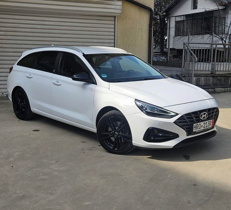 Hyundai i30- 1,6CRDi -116 PS