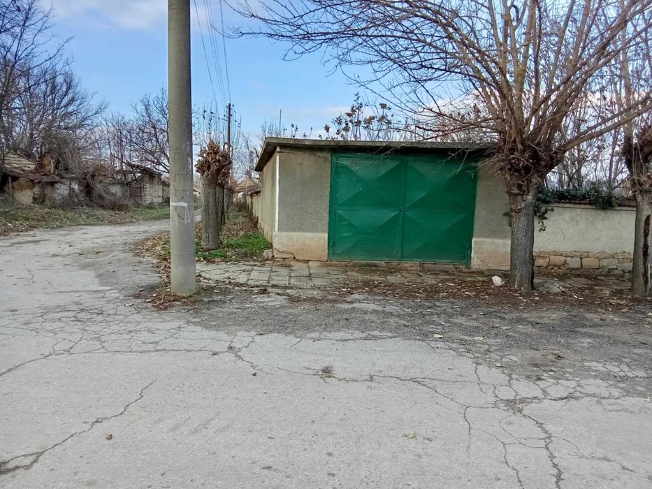 Продава се Къща в София, Летище София - 160 кв.м за 160 €/кв.м - Снимка #3