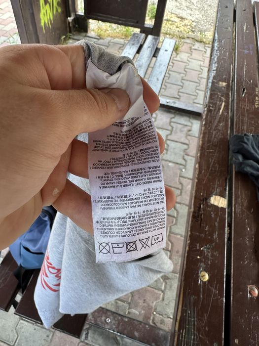 tricou new balance gri