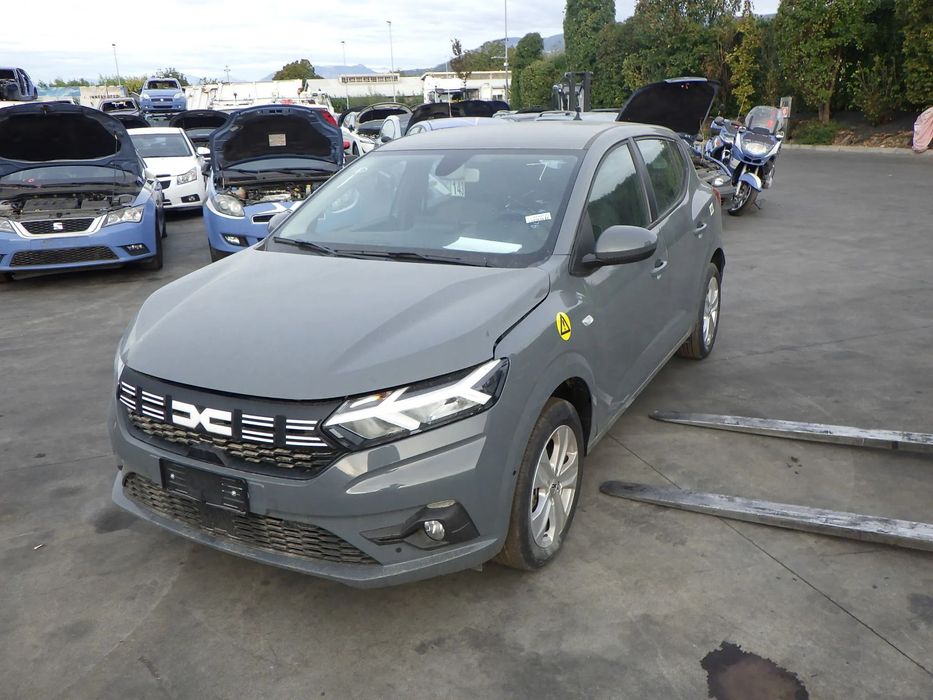 Dezmembrez Dacia Sandero ,1.0 TCE , AN 2023 ,Benzina