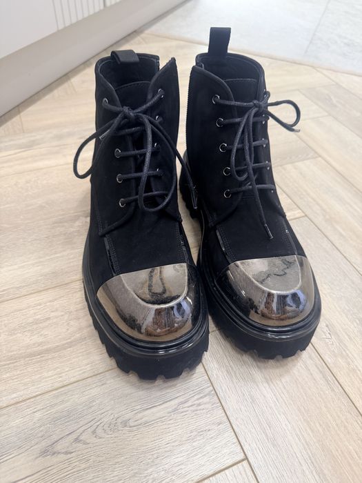 Женские ботинки отличного качества