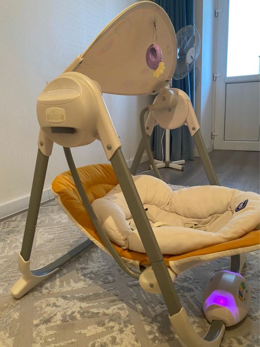 Продам детскую качельку