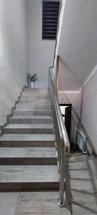 Бектемир.Под офис:3 комнаты,2-этажа.Евроремонт,мебель.кондиционер.