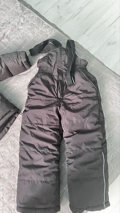 Продам двойку  на мальчика и девочку.