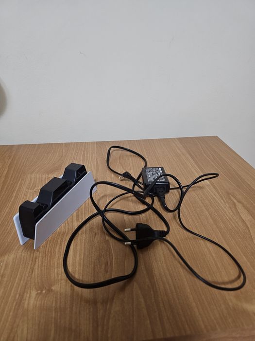 Dualsense Charging Station/stație încărcare  Ps5 (Playstation  5)