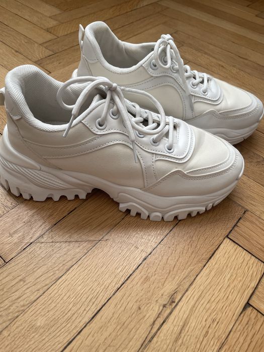 Дамски бели сникърси