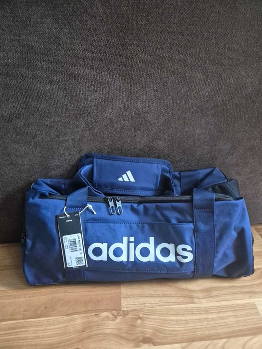 Geantă sport ADIDAS nouă– originală 25 L