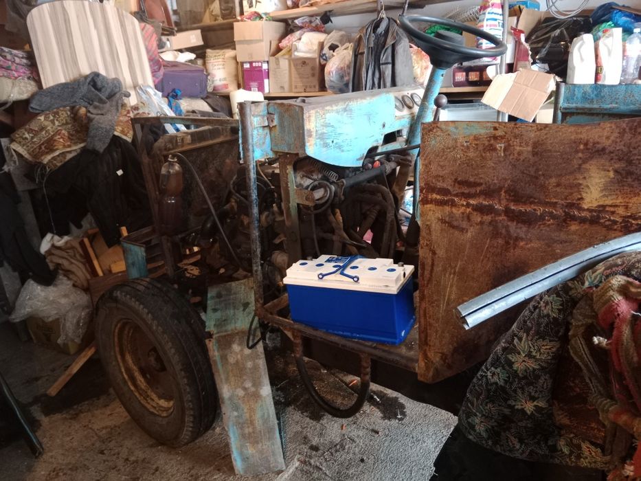 Продаётся самодельный трактор на базе Газ 21