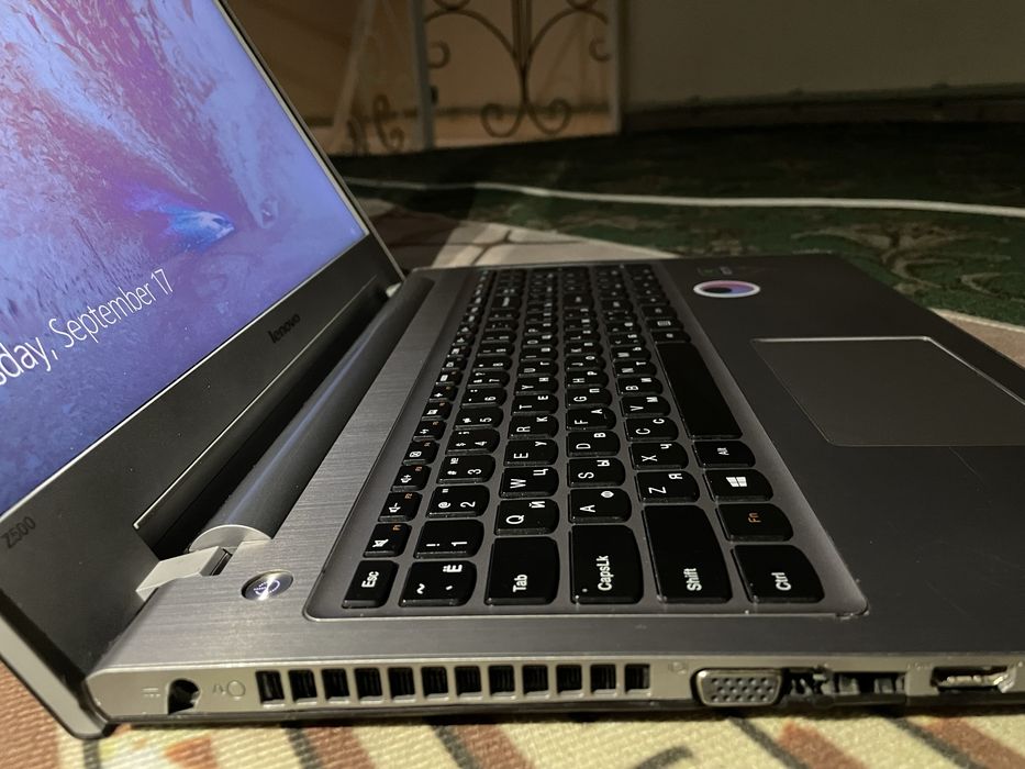 Ноутбук Lenovo z500