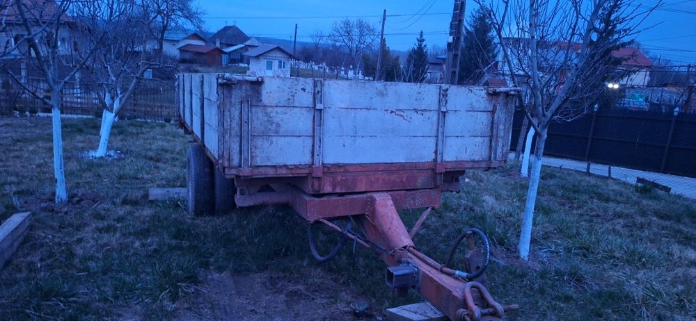 Remorca basculabila 3 parti