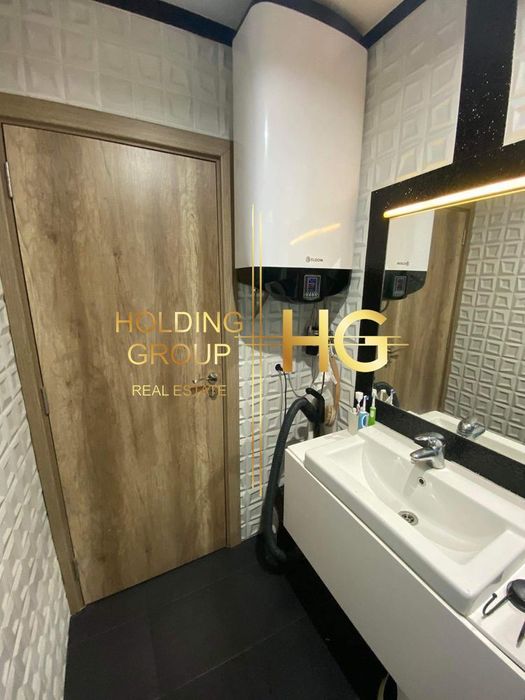 Продава се Тристаен апартамент в Варна, Възраждане 3 - 110 кв.м за 1682 €/кв.м - Снимка #7