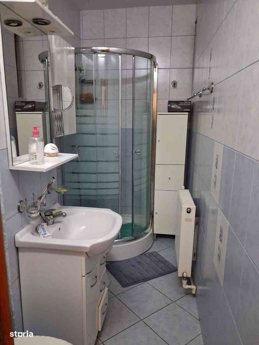 Apartament 3 camere, cărămidă, etaj 2, Dorohoi