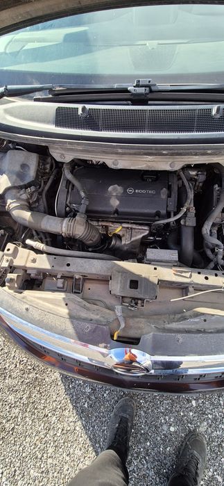 Опел зафира Ц 1.6 150 hp