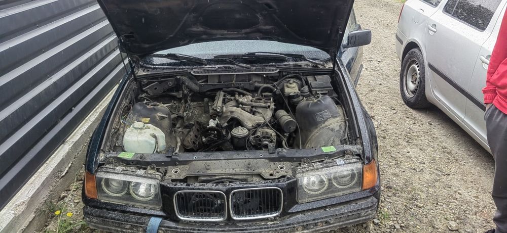 Vând BMW E36 Sedan